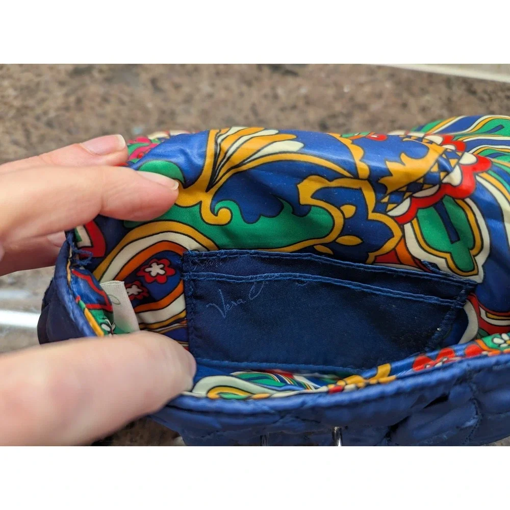 Small Vera Bradley Puffy‎ Wristlet Wallet Navy Blue Silver Retro Inside Purse - Picture 5 of 11